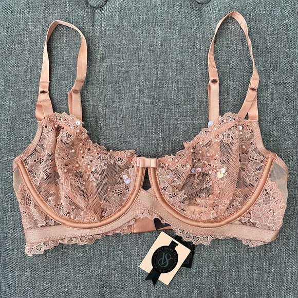 Victoria's Secret Other - BNWT Designer Collection Victoria’s Secret Lace and Beaded Unlined Bra
